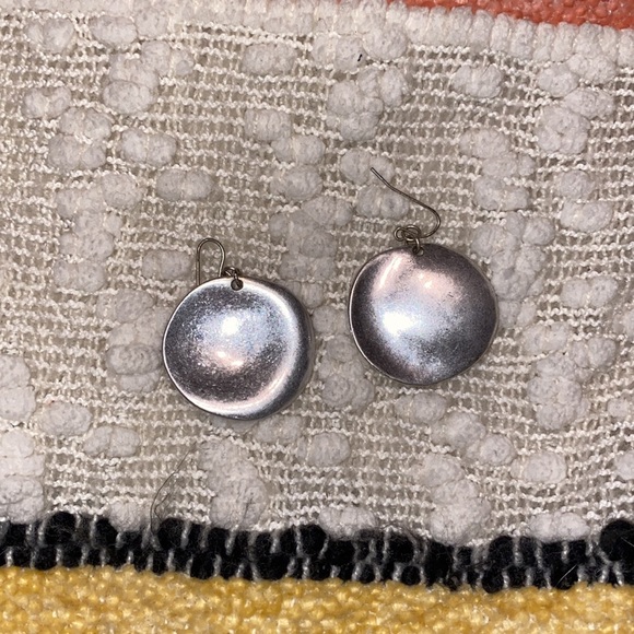 Silver earrings - Picture 2 of 2